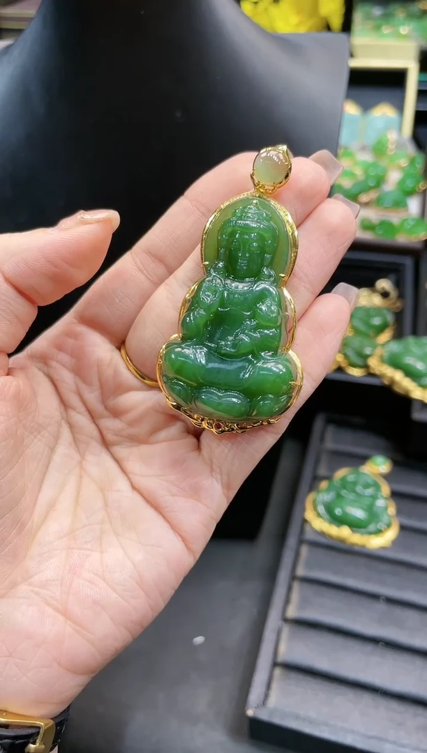 【闪购商品】和田玉吊坠18K金镶嵌50MM Z