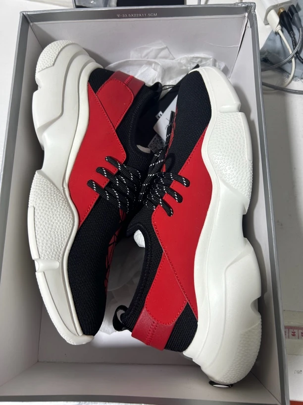 夏季男鞋透气飞织网面轻便舒适增高休闲运动鞋