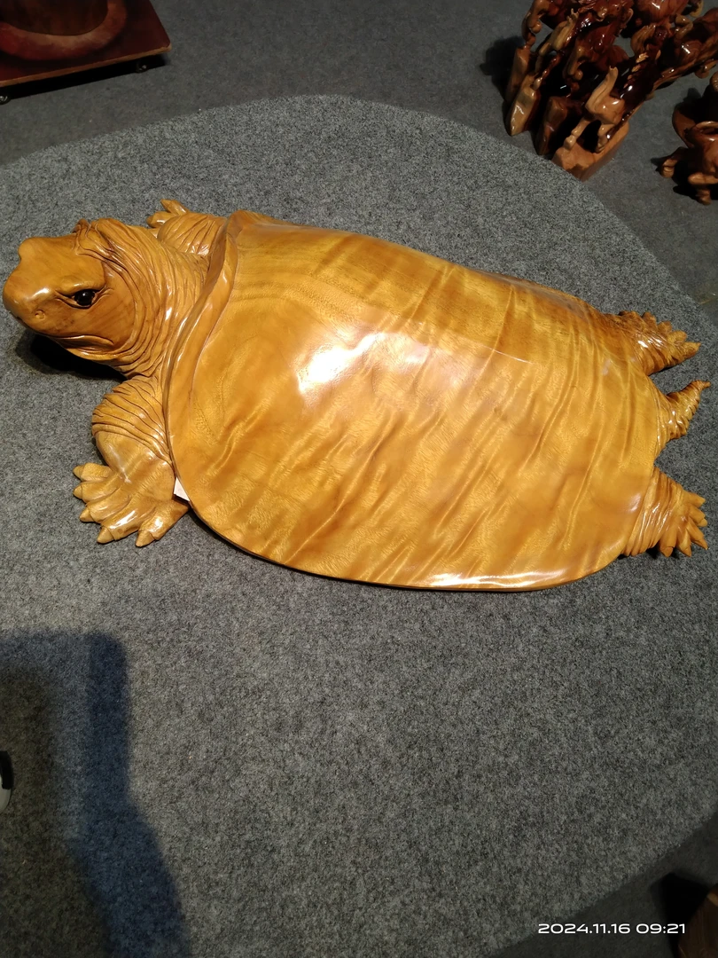 香樟木纯手工制作长寿龟