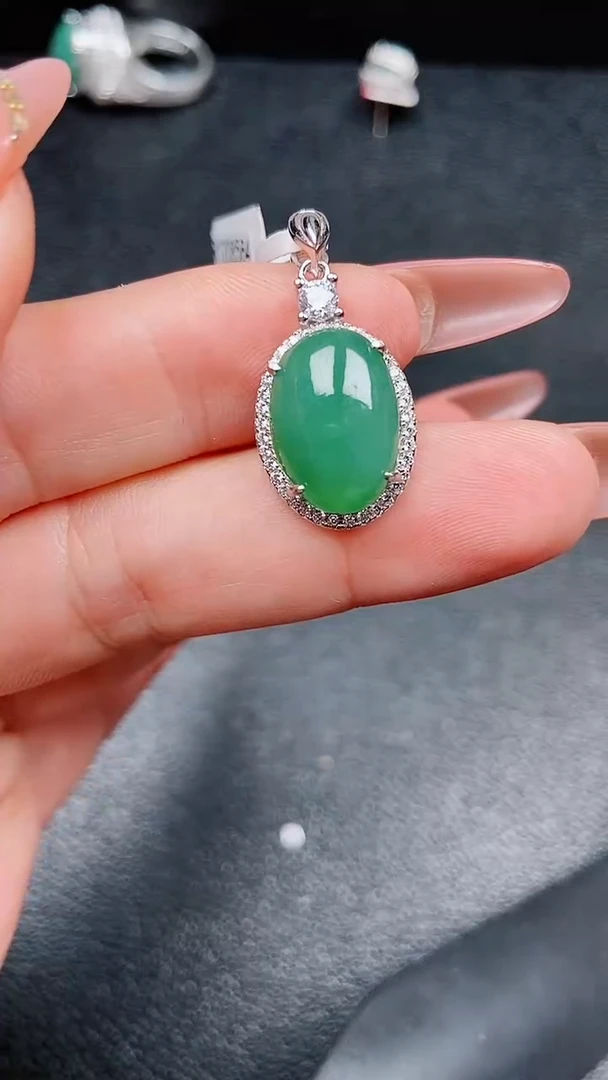 【闪购商品】翡翠颈饰银S925镶嵌3826