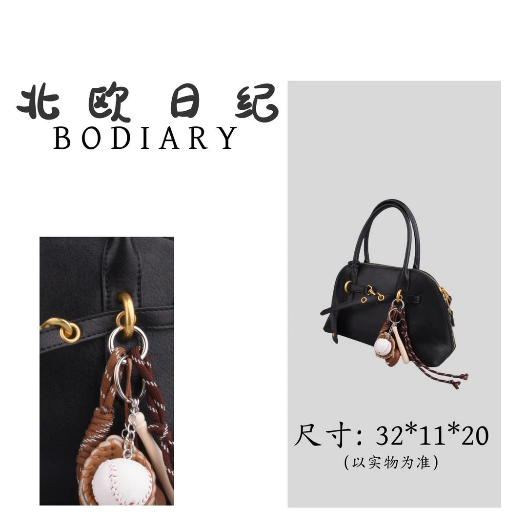 北欧日纪 3156  经典百搭腋下手提包包 32*11*20（赠挂件）