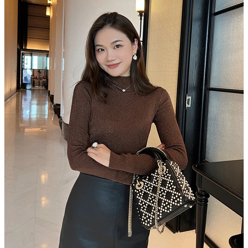 琳媚新款纯色半高领闪亮百搭修身长袖针织衫女打底衫