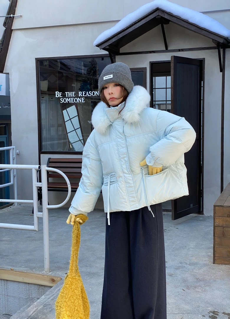【冰岛雪夜·浅蓝色】纯色氛围感连帽羽绒服（配毛领）