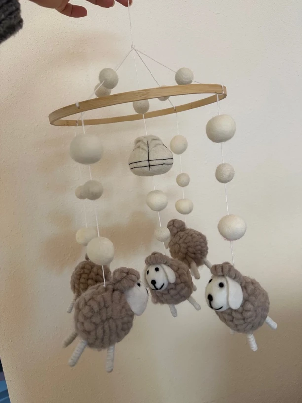 小羊风铃挂件手工