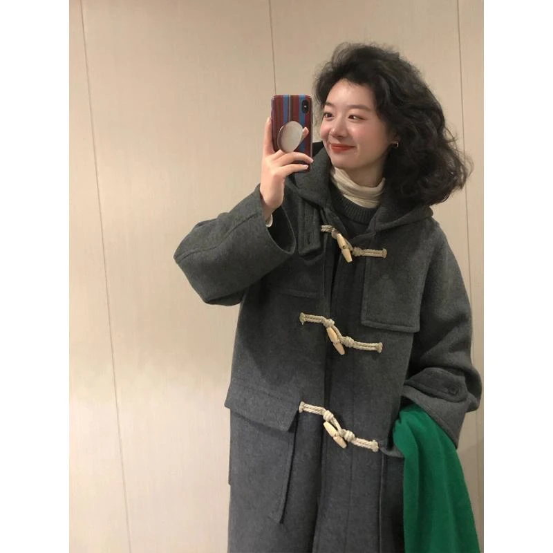 灰色呢子大衣女秋冬新款赫本风小个子中长款牛角扣毛呢外套潮复古