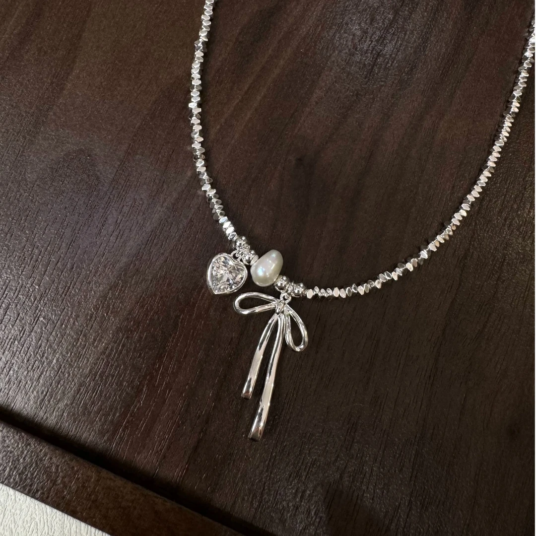 铜合金项链 简约气质小女人蝴蝶结天然珠碎银子项链