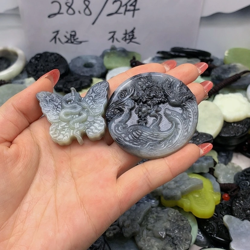 【闪购商品】蛇纹石玉颈饰未镶嵌Y**A