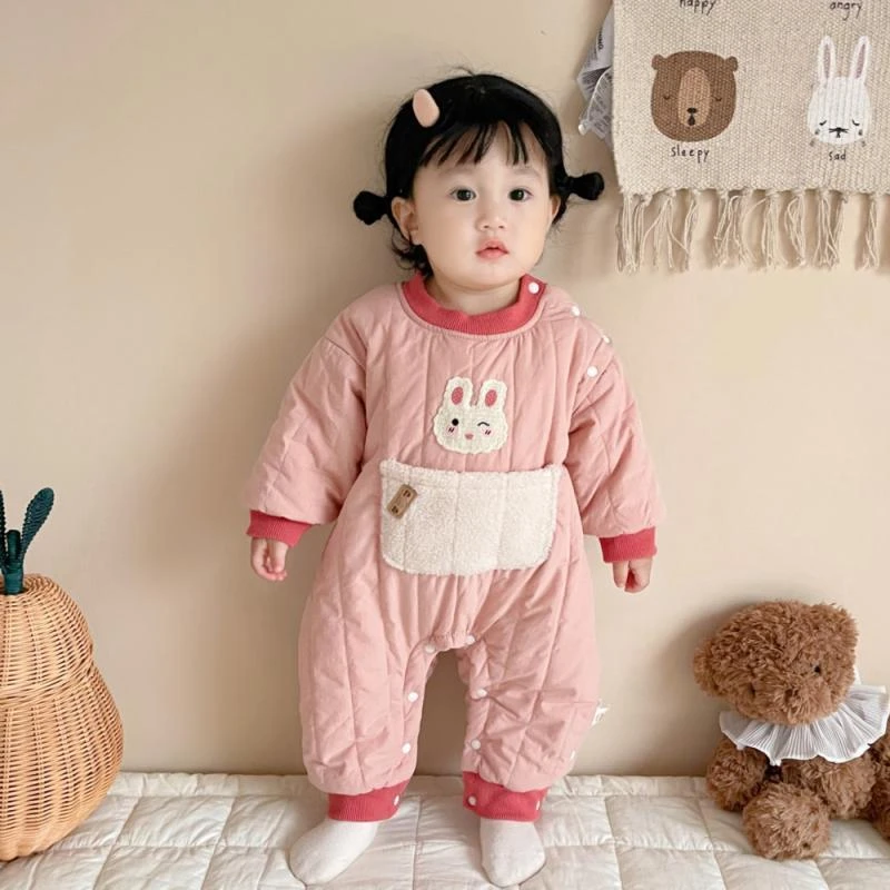 2023新生儿连体衣服秋冬季婴儿卡通刺绣保暖