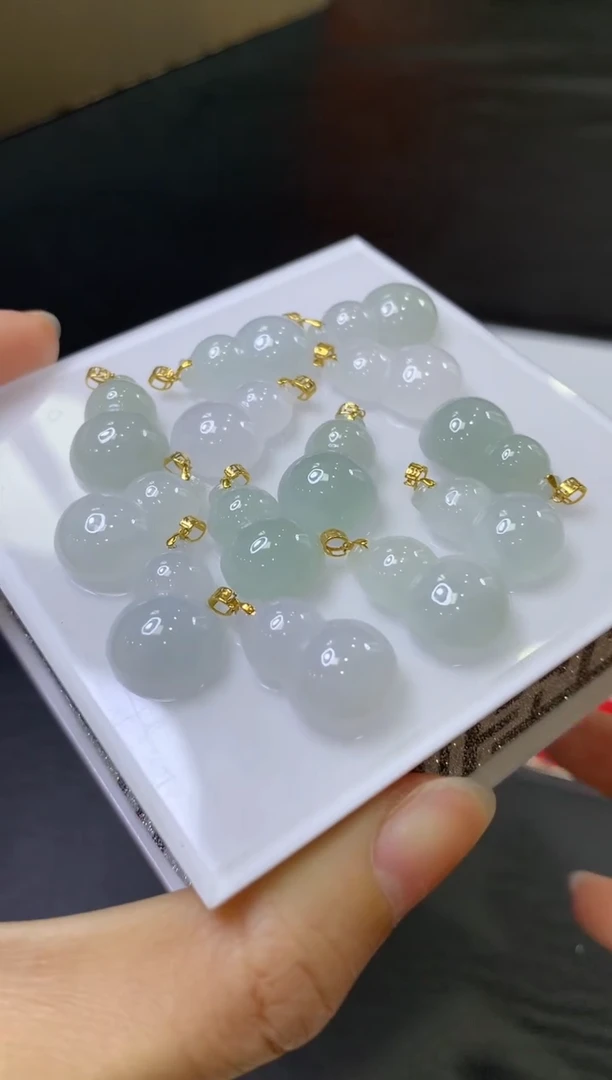 【闪购商品】翡翠多样性一件/18K金镶嵌B81  葫芦