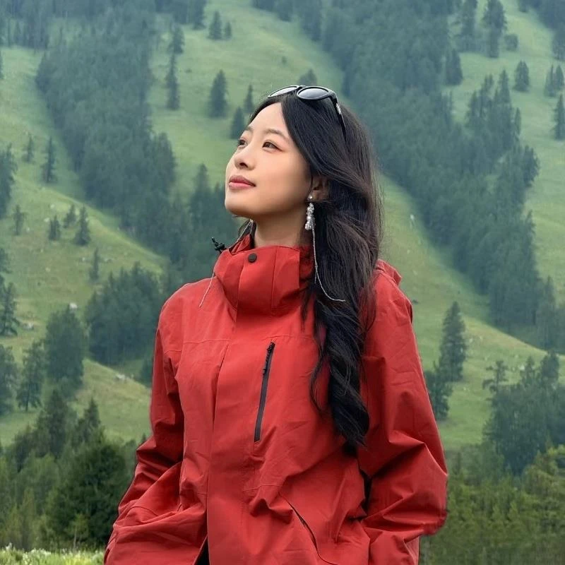 TOUCHMISS春秋冲锋衣男女新款防风朱雀红国标小个子户外登山服