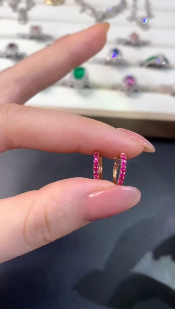 【闪购商品】红宝石耳饰18K金镶嵌E205|1380