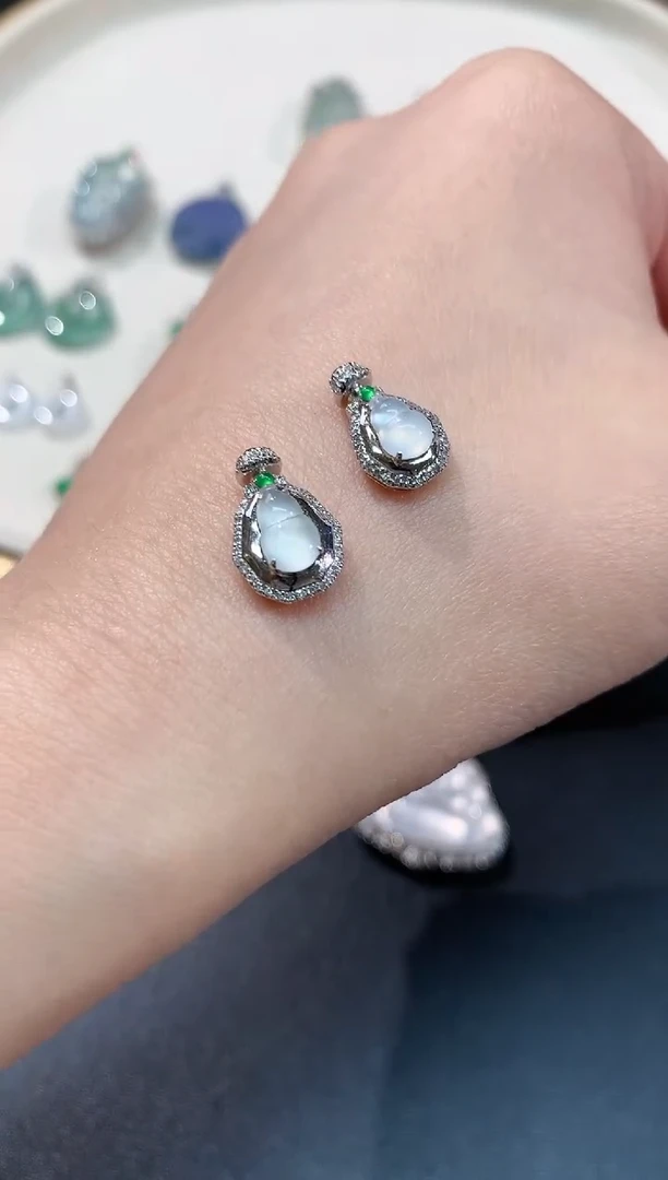 翡翠葫芦吊坠（不含链）-18k金-多样性发一件LF28|CXQ21