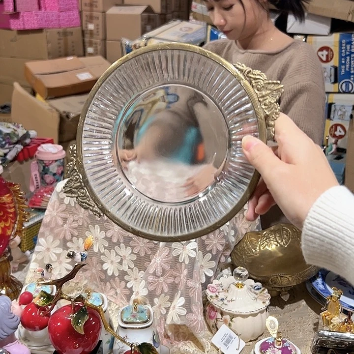 【闪购商品】黄铜果盘 花