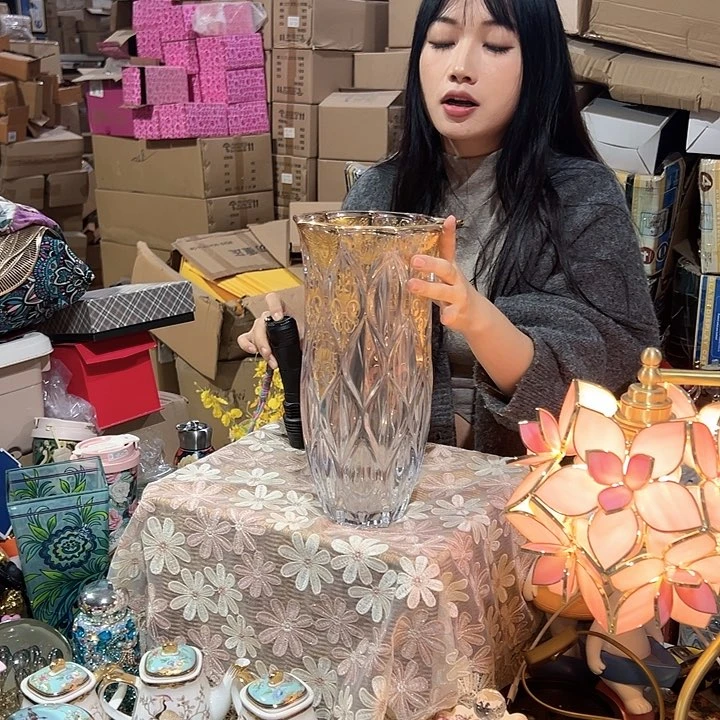 【闪购商品】玻璃花瓶