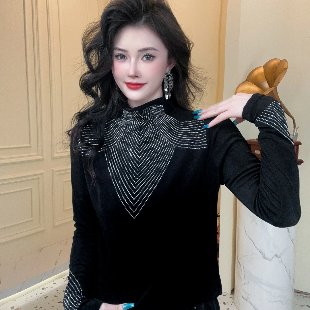 【秋冬德绒】 贵妇人半高领长袖上衣重工烫钻T洋气欧货显瘦打底衫