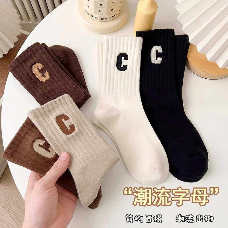 袜子女款袜女士秋季棉袜配鲨鱼裤中筒女土棉潮袜C字长筒秋冬季