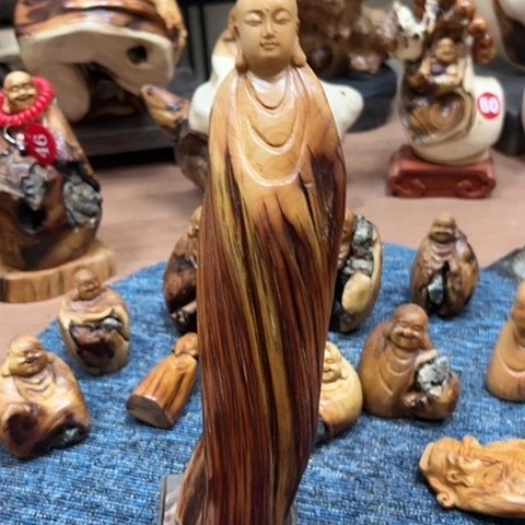 木太行崖柏手把摆件