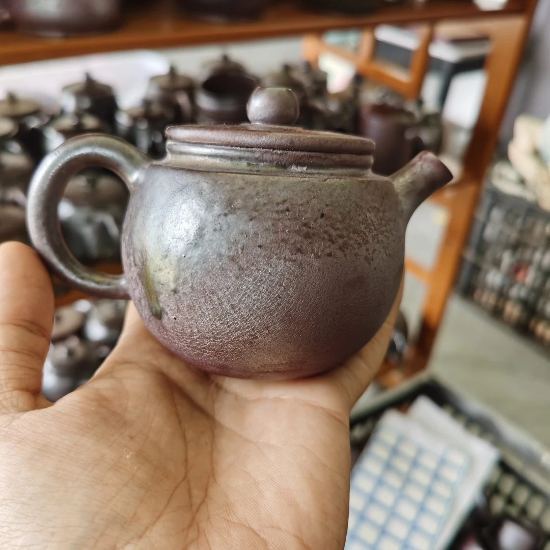 云南省建水紫陶柴烧直播间选购柴烧壶