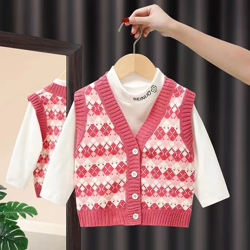 女童毛衣马甲2025春秋新款洋气儿童针织背心宝宝复古提花开衫上衣