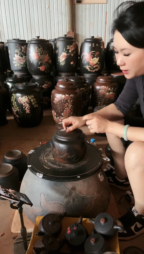 【闪购商品】壶完品茶叶罐 苹果 荷花 一个