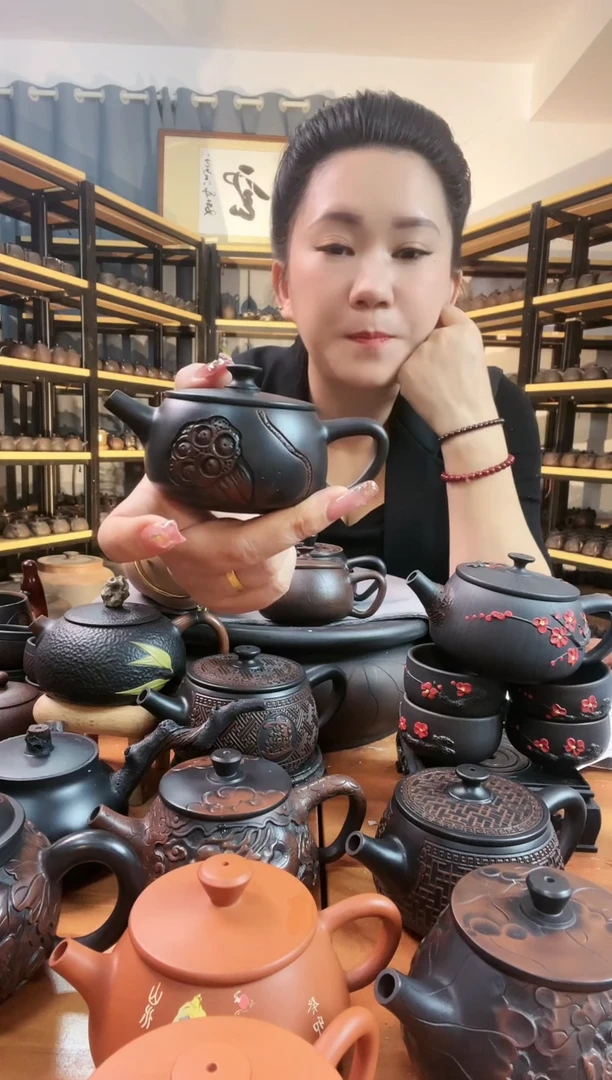 【闪购商品】陶瓷壶球孔120cc 半雕 莲蓬 大口汉瓦