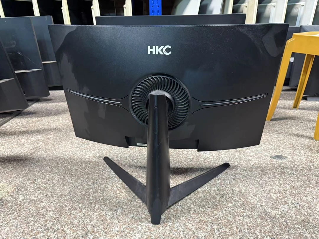 9新 HKC/惠科 hkc32寸23年1k165hzva面板显示器曲面显示器带灯光