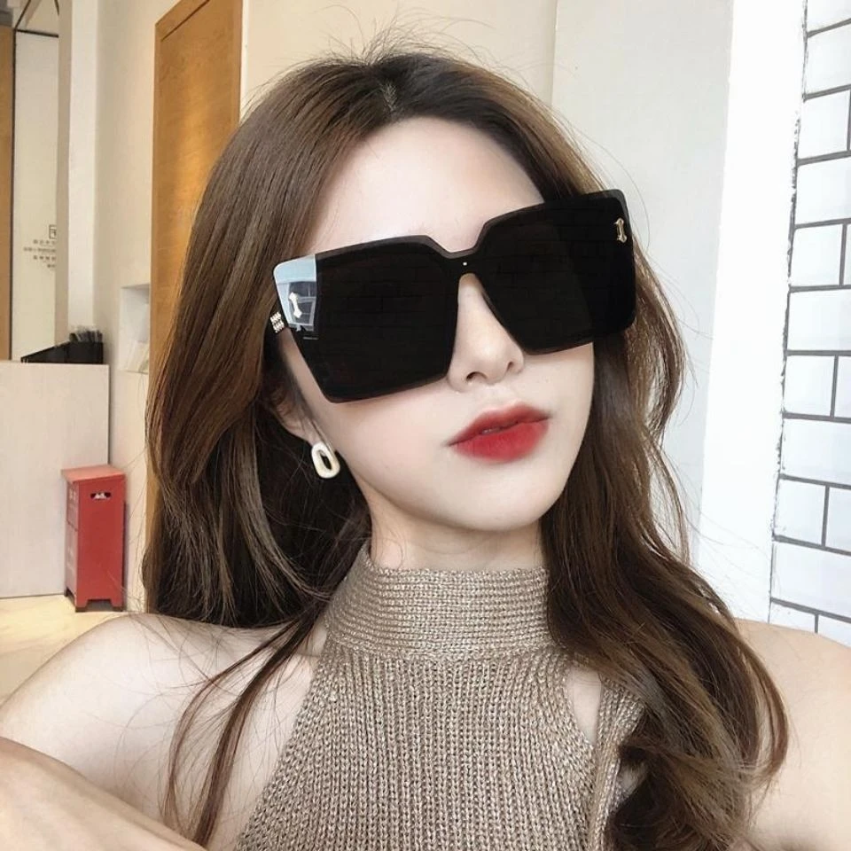 方形超大框墨镜2020新款潮女网红百搭黑色遮脸眼镜偏光开车太阳镜