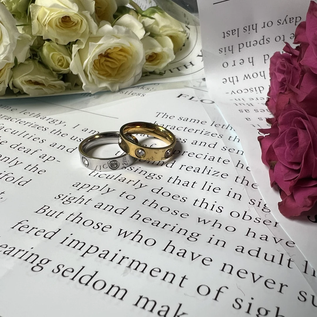 钛钢合成锆石戒指 钛钢合成戒指情侣戒指不掉色