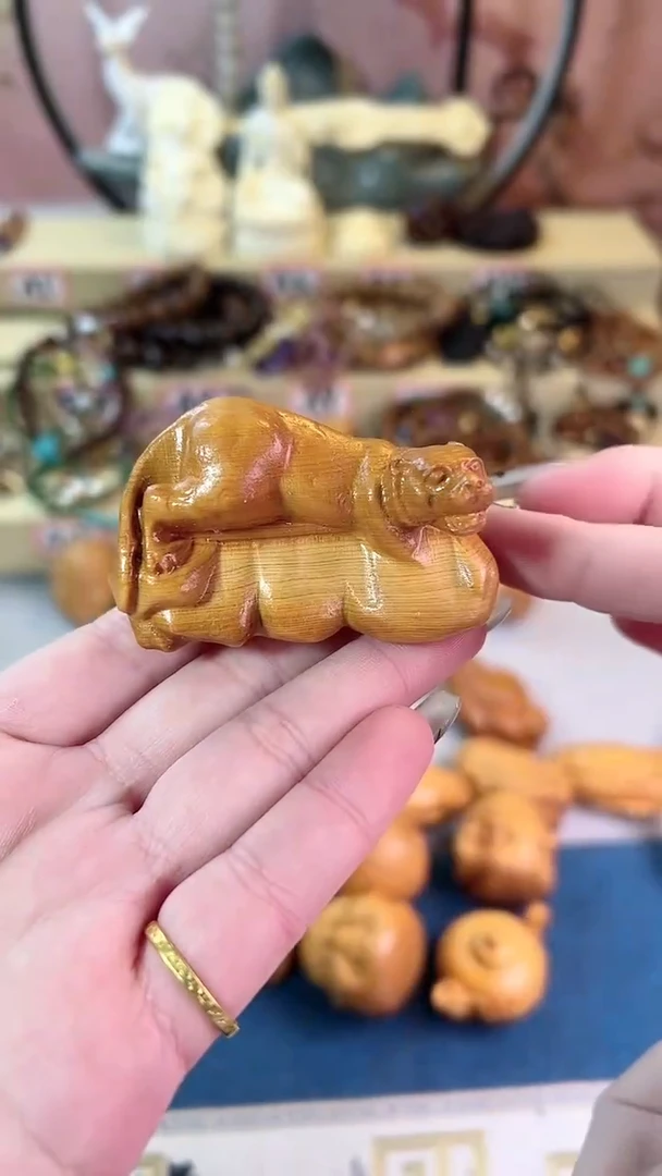 【闪购商品】雕刻木材/