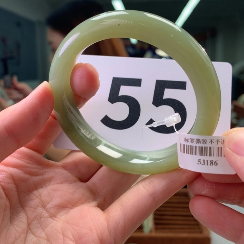 【闪购商品】和田玉手镯未镶嵌