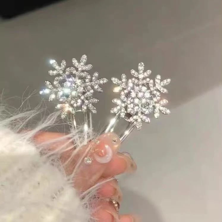 轻冷雪花发夹圣诞节头饰高级感边夹刘海夹鸭嘴夹发卡秋冬新款发饰