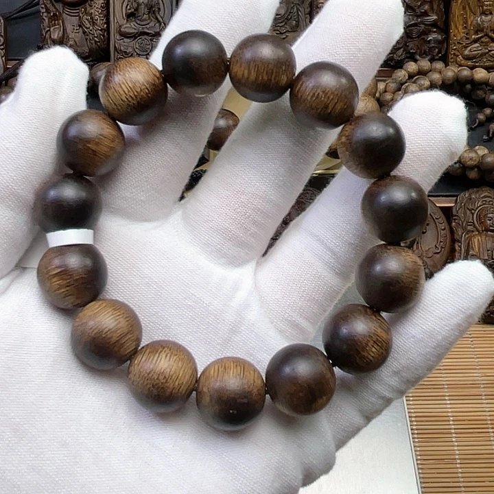 沉香手串李****师芽庄黄奇