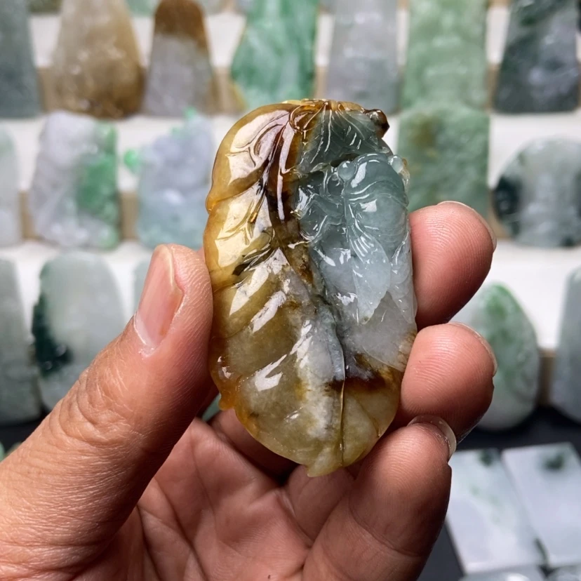 【闪购商品】翡翠颈饰未镶嵌不***名