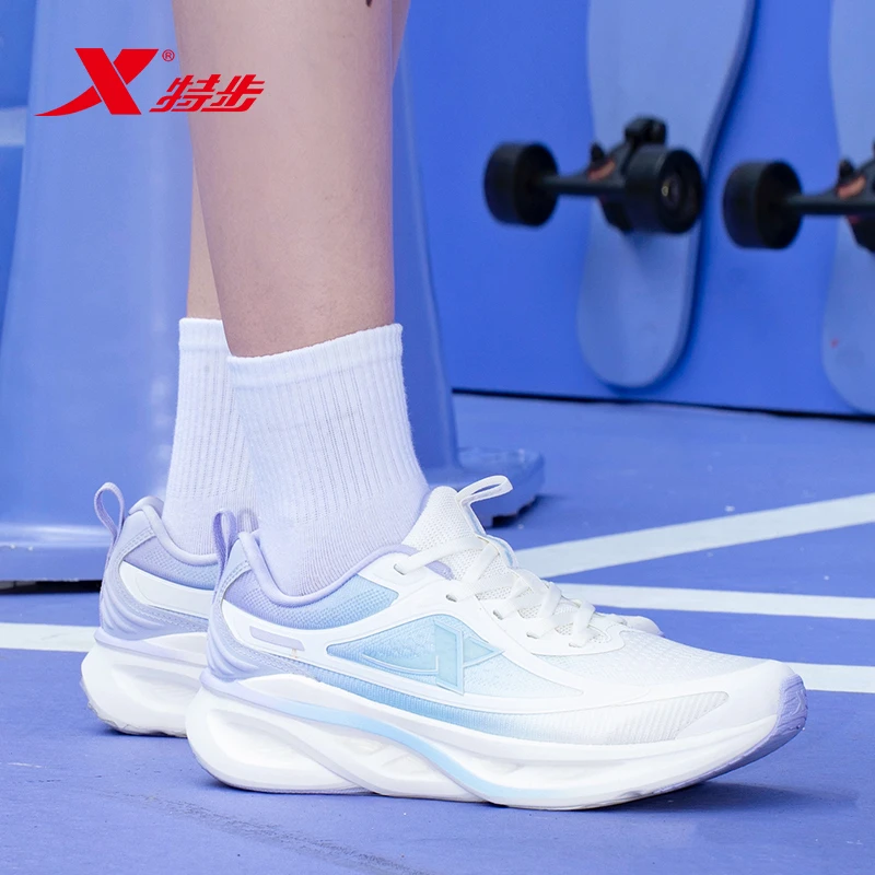 特步榫2.0跑鞋女稳定支撑减震跑步鞋2024春秋新款女子运动鞋