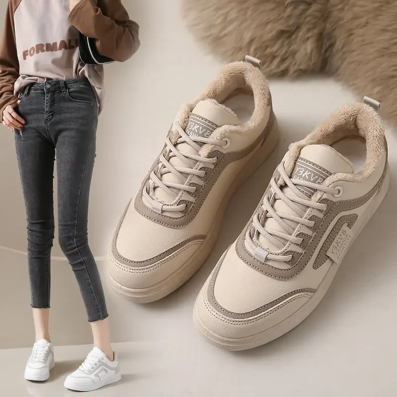 小白鞋女加绒加厚皮面2024爆款秋冬学生冬季平底防滑棉鞋百搭新款