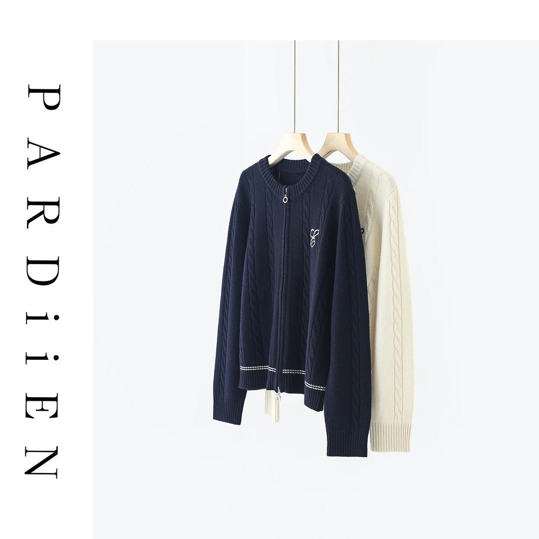 【北总严选】帕迪恩精仿羊毛刺绣双开拉链麻花圆领衫03-6591