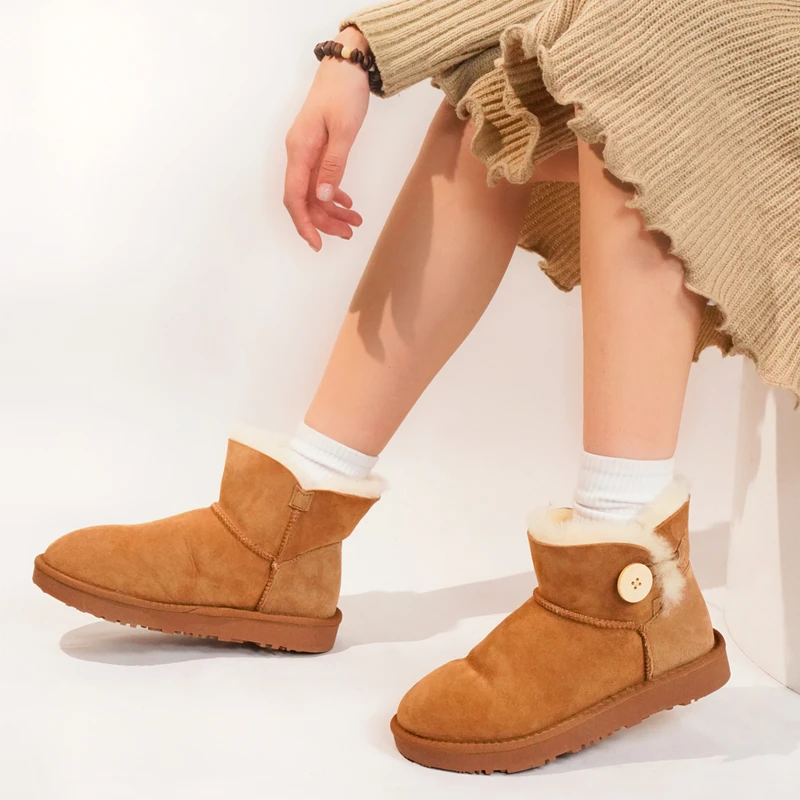 防滑【3352/5803】木扣羊皮一体桑坡2025新款雪地靴女款爆款冬季