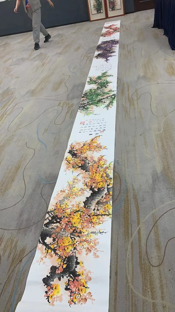 801-WFH-8米长卷白宣-四色梅花 -现场创作书画作品