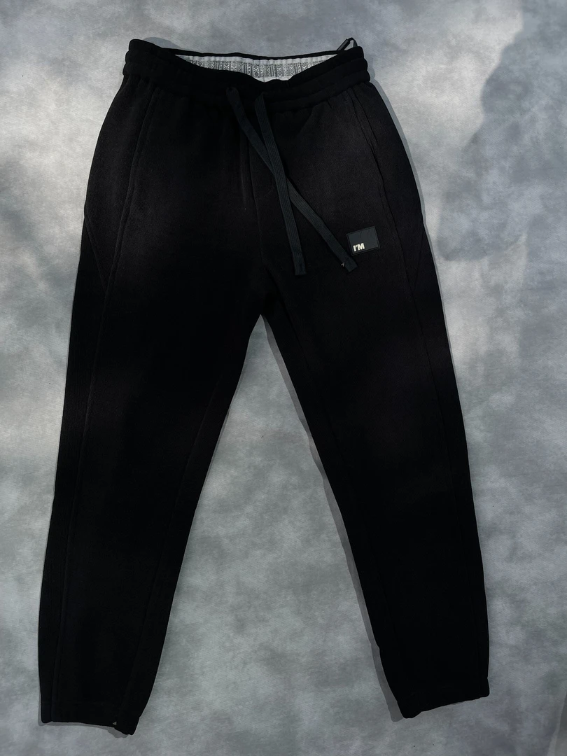 男士品质冬款奥密克戎收口休闲裤181