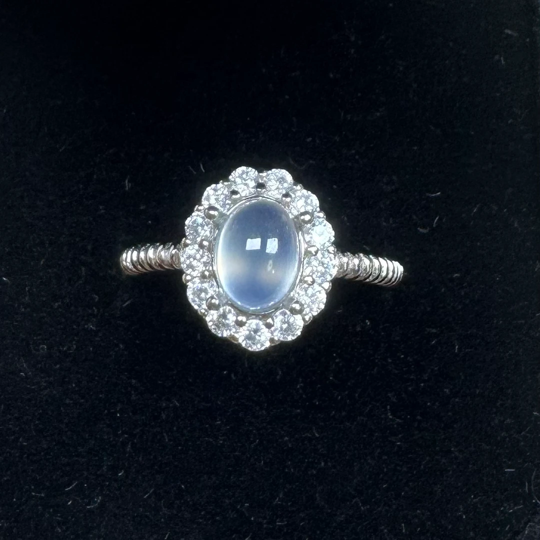 S925银镶嵌天然岫玉戒指气质公主时尚女士满钻银戒豪华椭圆