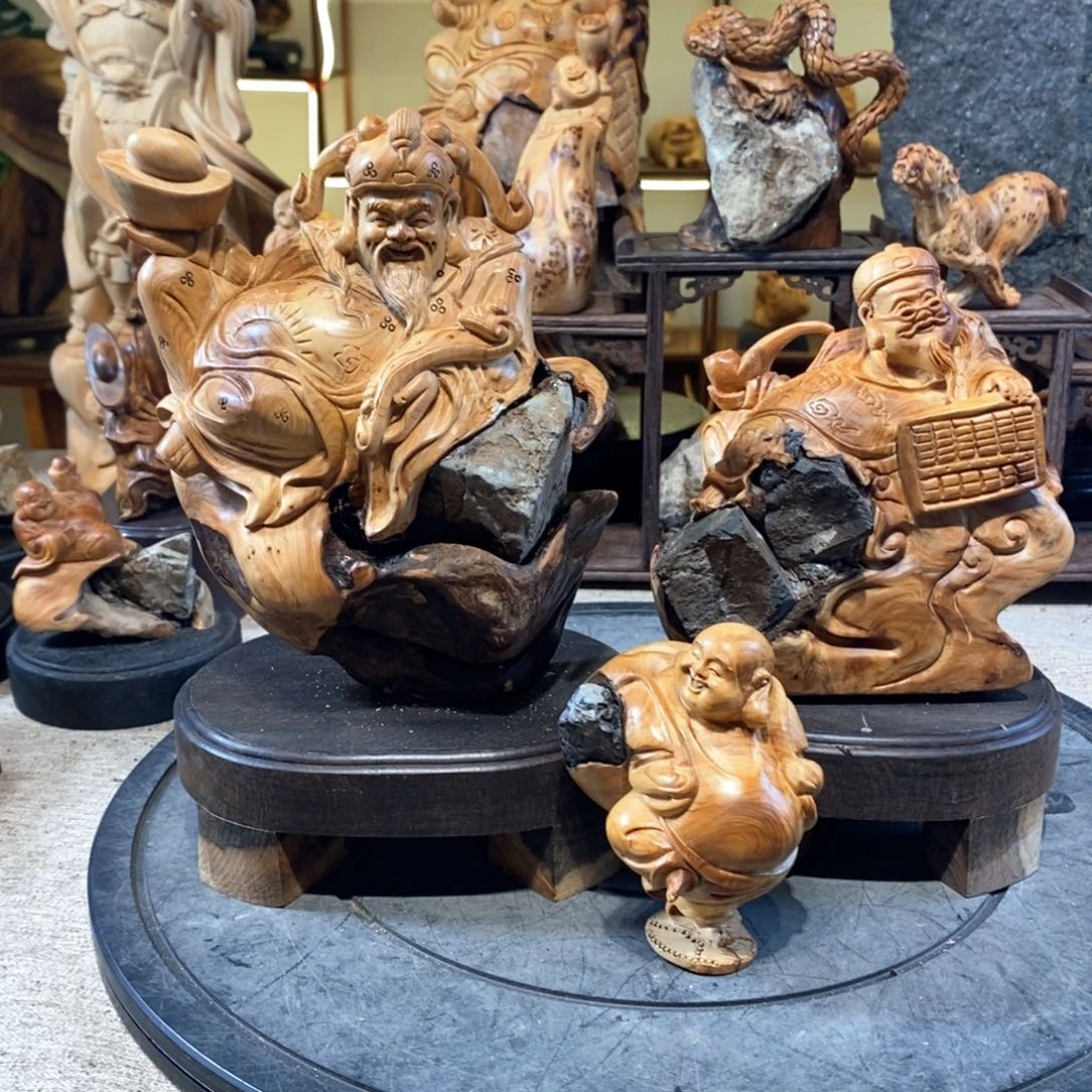 柏木（崖柏）萌*太行崖柏木雕刻