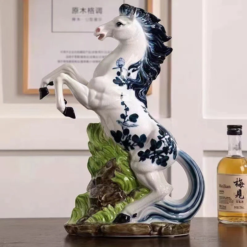 高档工艺品马陶瓷摆件家居客厅玄关轻奢装饰品办公室招财摆件礼品