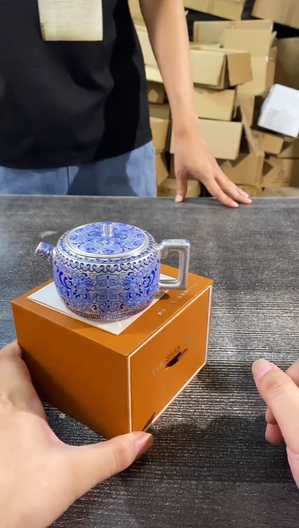 【闪购商品】其他 郑丽清嗤龙纹鎏银德钟壶