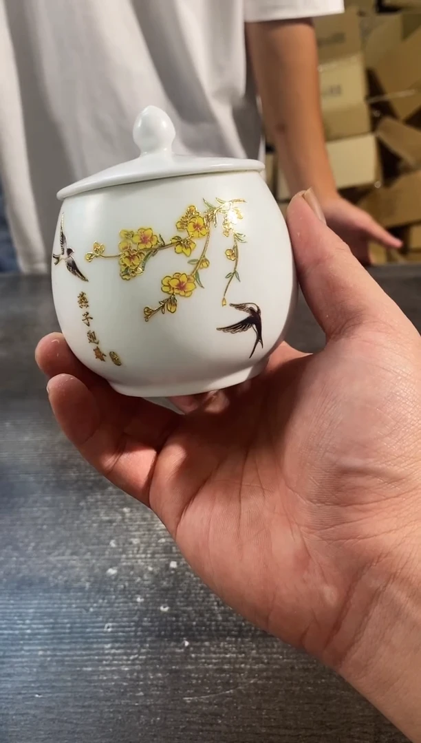 【闪购商品】其他燕子迎春茶叶罐