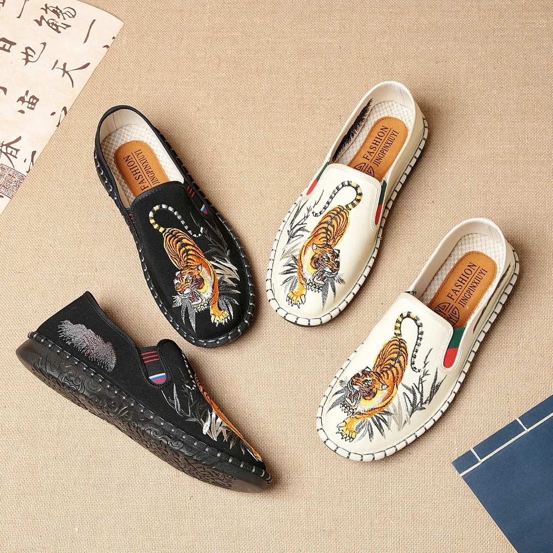 老北京布鞋男款2025国风布鞋刺绣透气布鞋软底防滑正宗布鞋男款