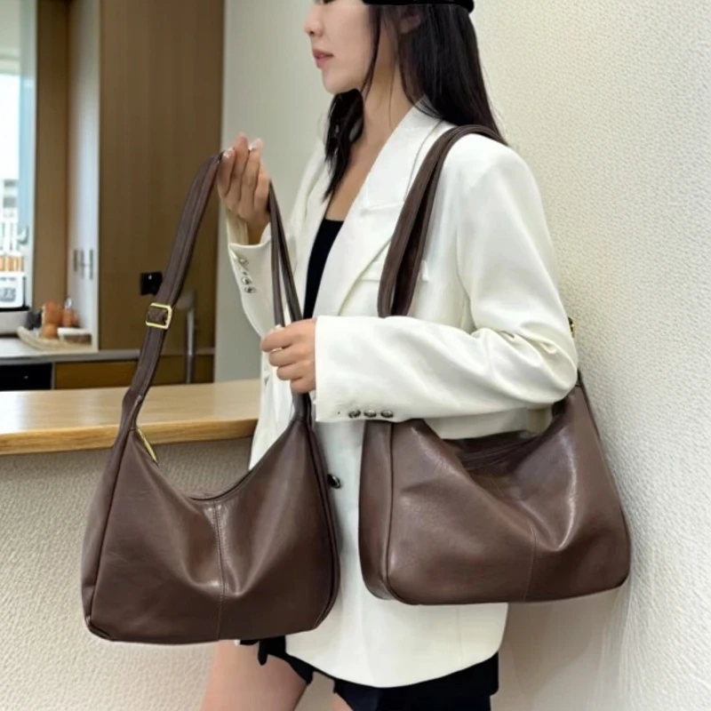 大容量包包女2024新款软皮百搭休闲通勤大包包简约单肩斜挎包