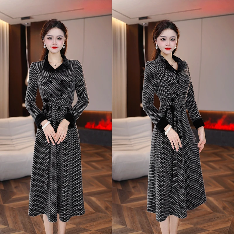 红人上新立领连衣裙冬季2024年新中式重工收腰气质加绒轻奢打底裙