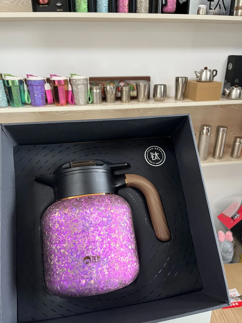 【钛质生活】1600ML纯钛大焖茶壶温显抑菌保鲜高档保温壶轻盈泡茶