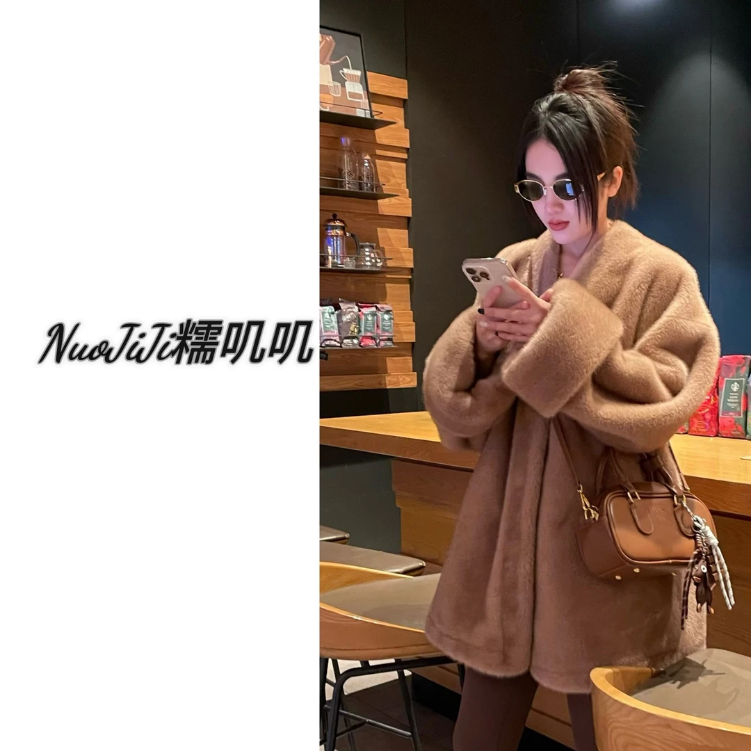 【NuoJiJi】糯糯原创-秋冬新款慵懒风宽松V领加厚中长款毛毛外套