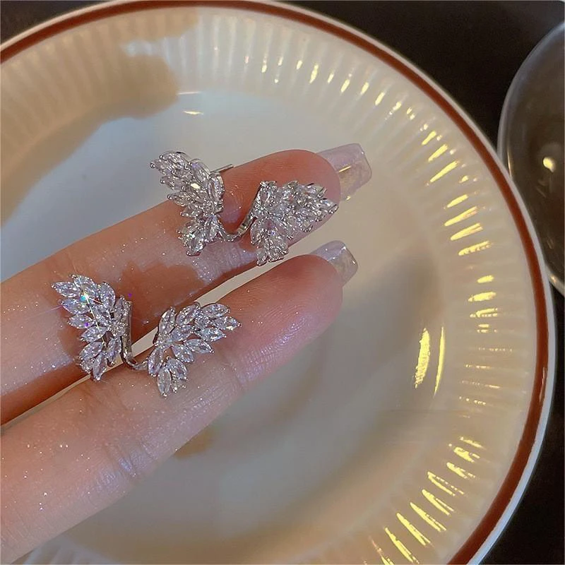 合金耳饰 JIALI(蝴蝶锆石）甜美气质蝴蝶耳环